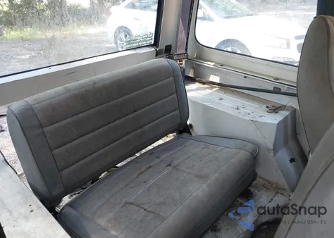 1995 Jeep Wrangler / Yj Se из США, поврежденный, VIN 1J4FY29S9SP202438